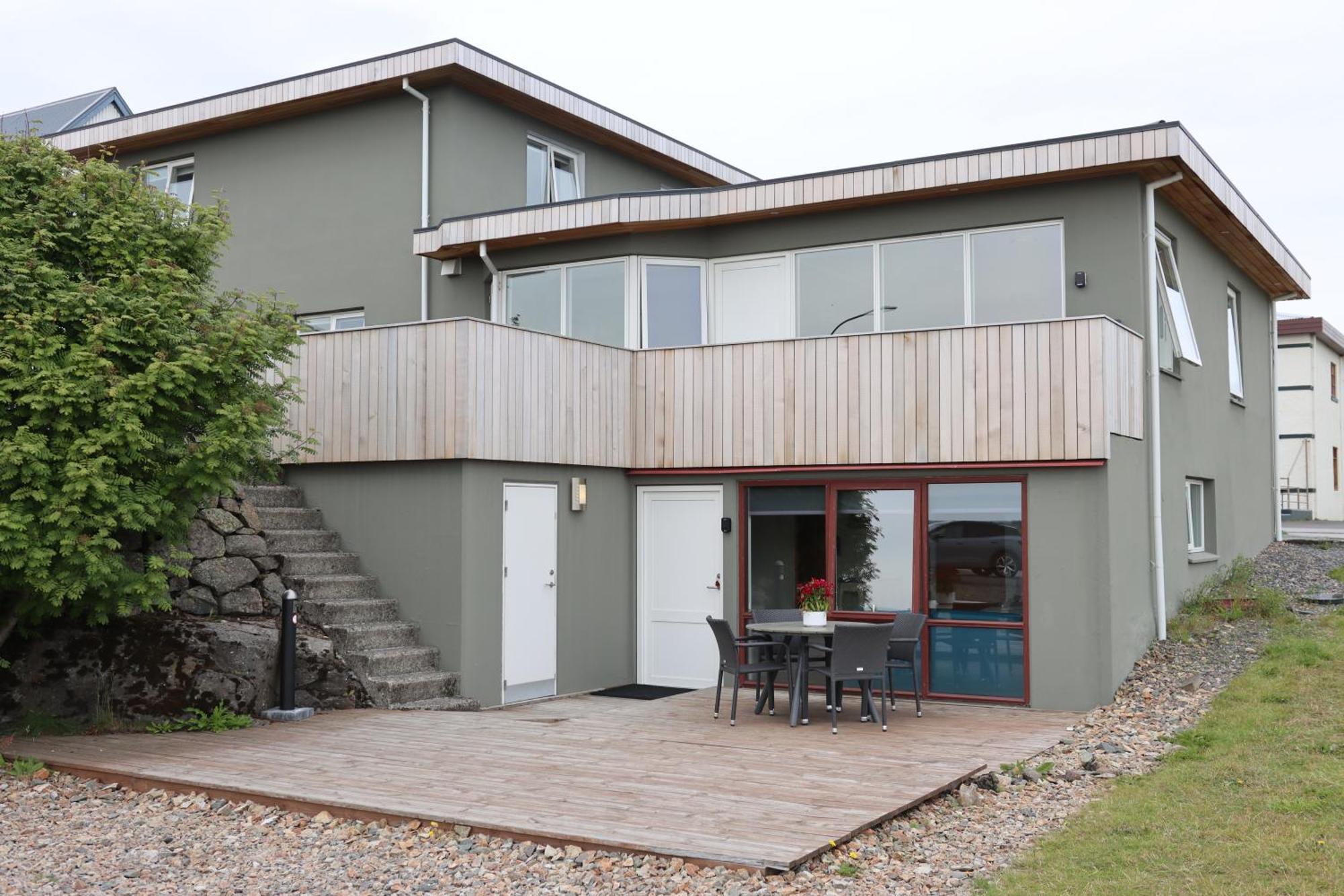 Guesthouse Dyngja Höfn Exterior foto